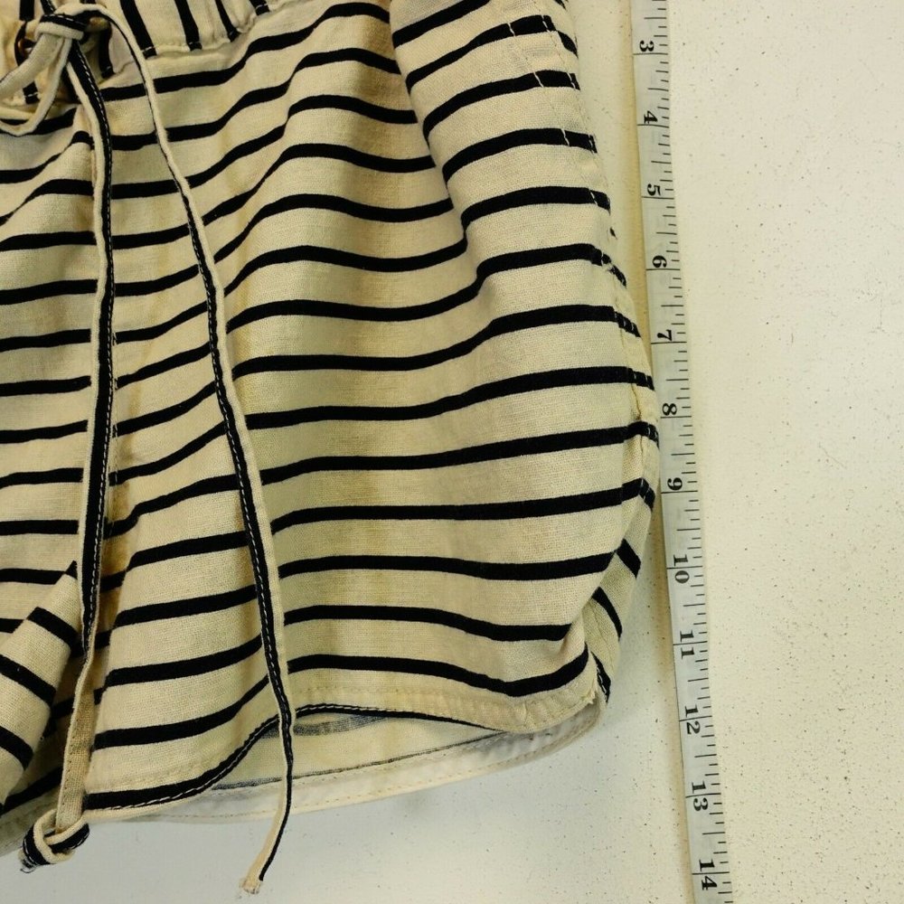 J. CREW Women's White Black Dolphin Shorts MEDIUM Beach Striped Mid Rise Relaxed - Picture 6 of 11